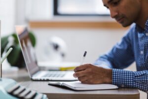 Read more about the article How to Fund Your Dreams of Studying Abroad